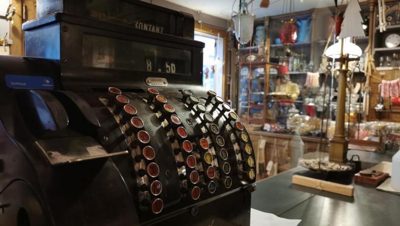 Lutzhøft Købsmandsgård