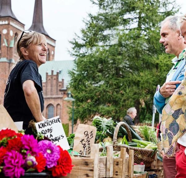 Tre mennesker til torvedag